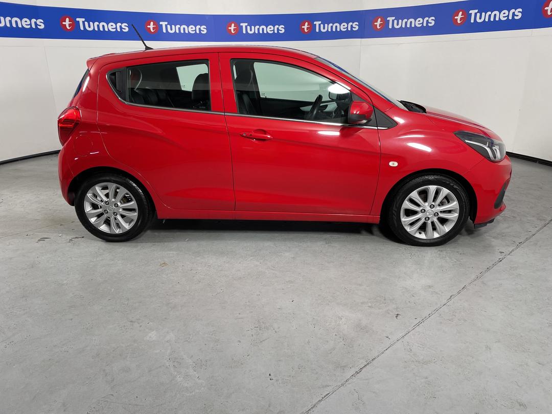 Photo '23' of Holden Spark