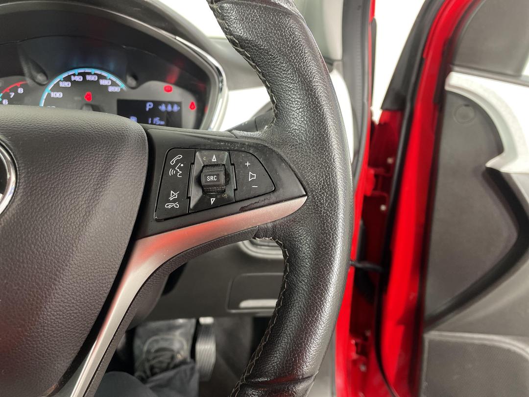 Photo '27' of Holden Spark