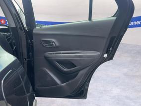 Photo '19' of Holden Trax