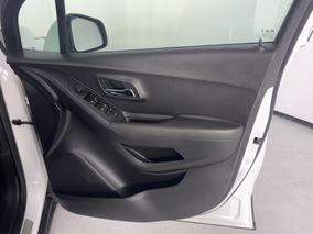 Photo '15' of Holden Trax