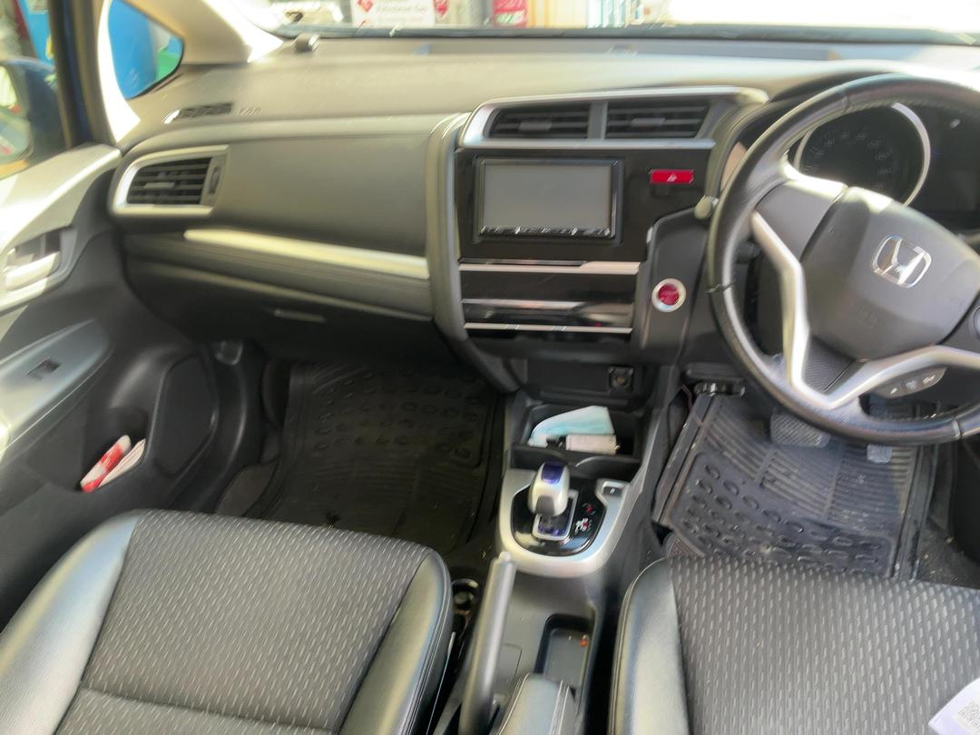 Photo '16' of Honda FIT Photo '16' of Honda FIT