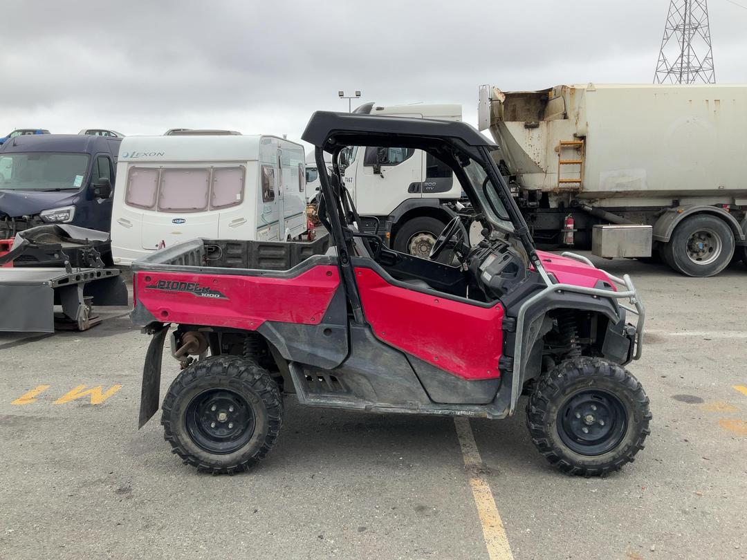 Photo '2' of Honda Pioneer SXS1000