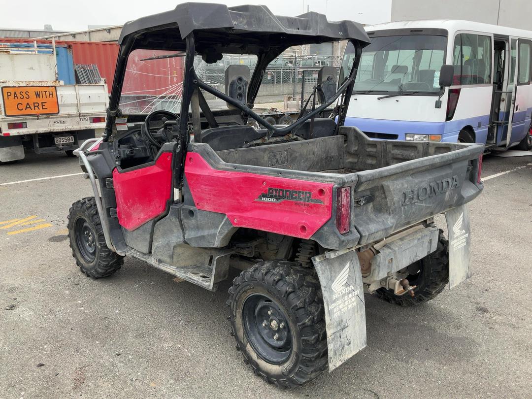 Photo '5' of Honda Pioneer SXS1000