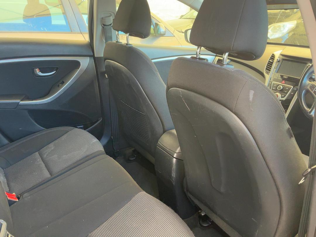 Photo '7' of Hyundai I30 GD Crdi Photo '7' of Hyundai I30 GD Crdi