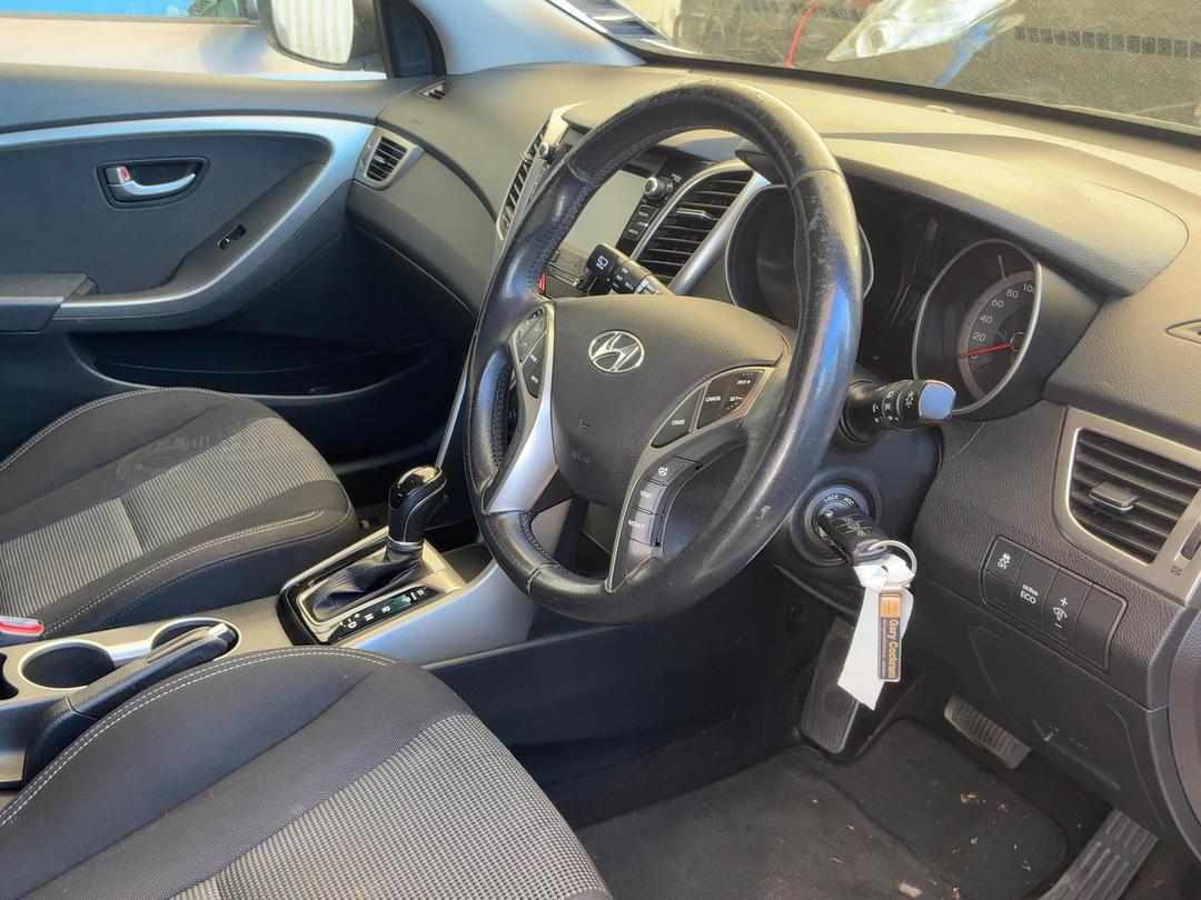 Photo '10' of Hyundai I30 GD Crdi Photo '10' of Hyundai I30 GD Crdi