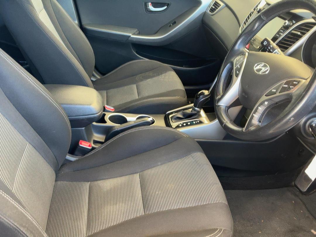 Photo '11' of Hyundai I30 GD Crdi Photo '11' of Hyundai I30 GD Crdi