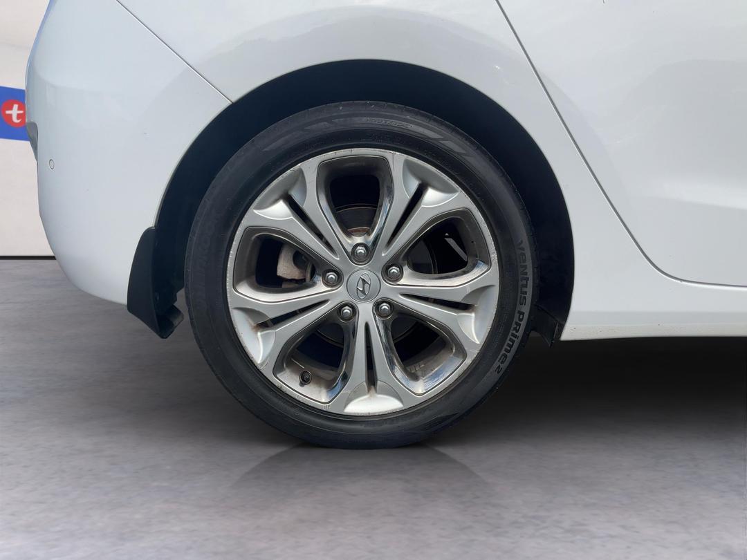 Photo '12' of Hyundai I30