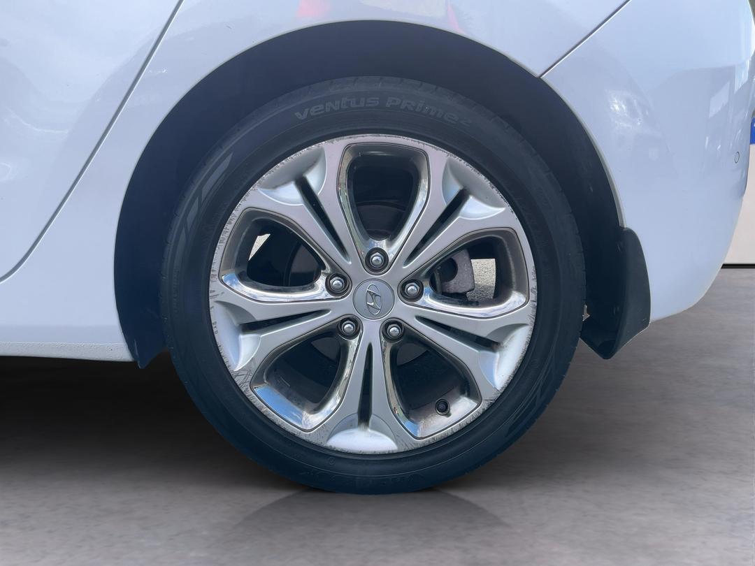 Photo '11' of Hyundai I30