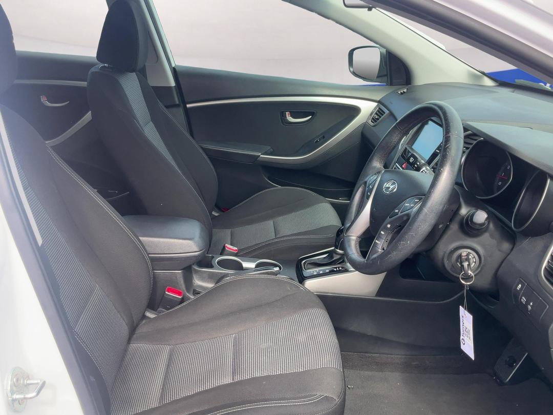 Photo '16' of Hyundai I30