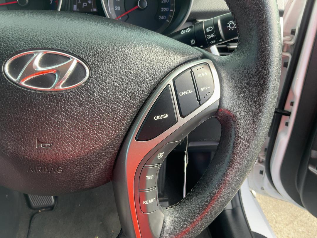 Photo '27' of Hyundai I30
