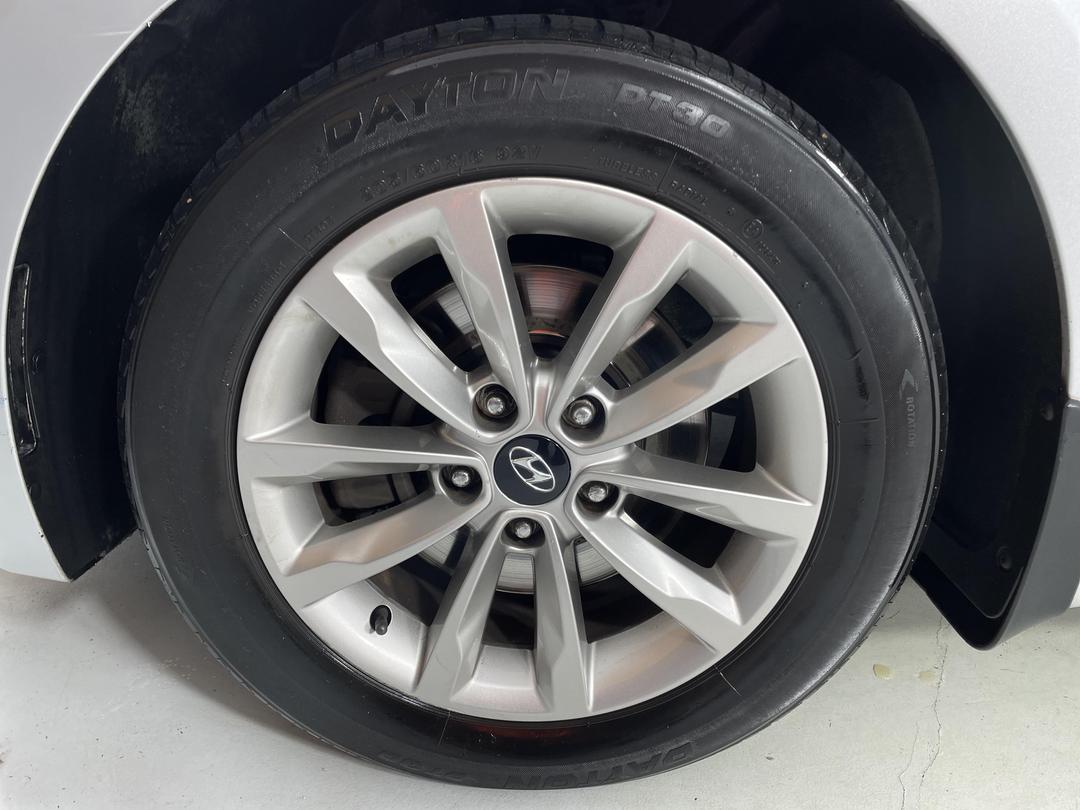 Photo '10' of Hyundai I40