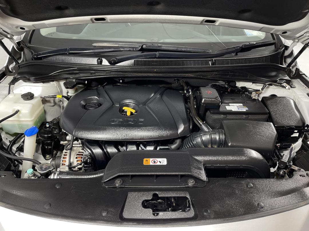 Photo '13' of Hyundai I40