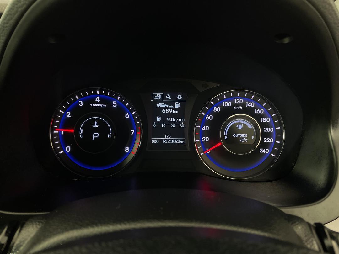 Photo '21' of Hyundai I40