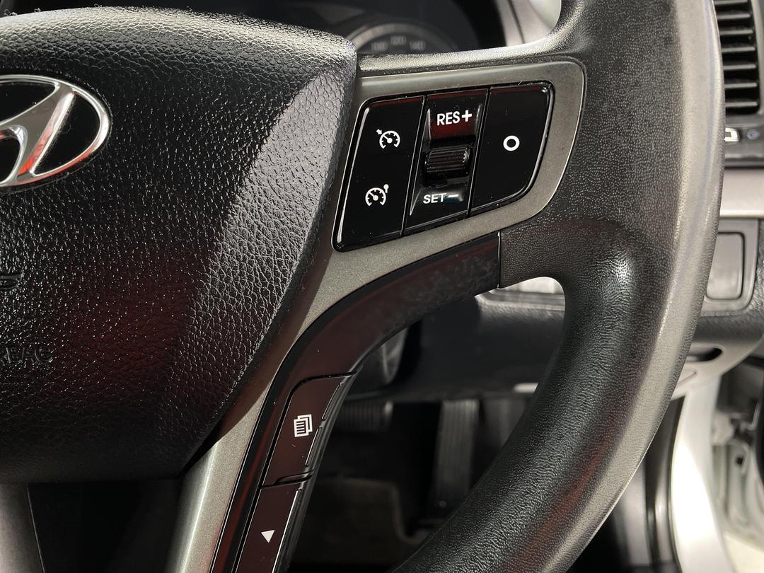 Photo '23' of Hyundai I40