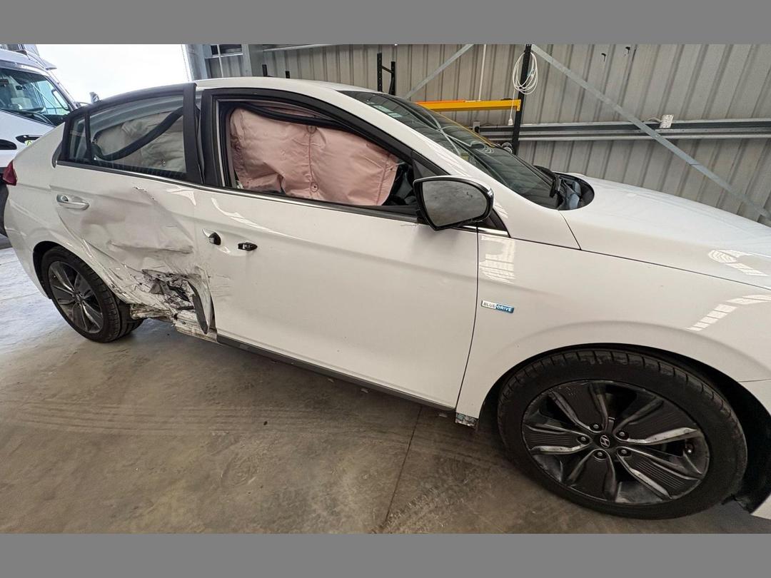 Photo '5' of Hyundai Ioniq Hybrid Elite