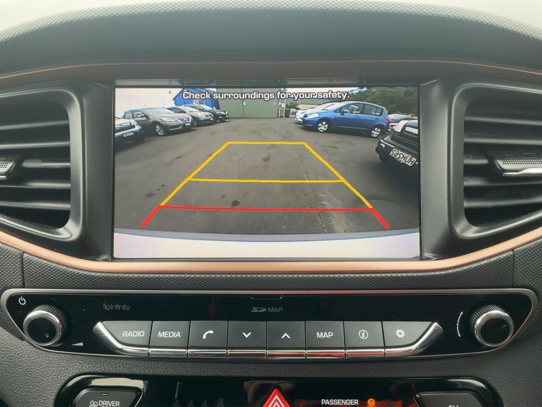 Photo '29' of Hyundai Ioniq