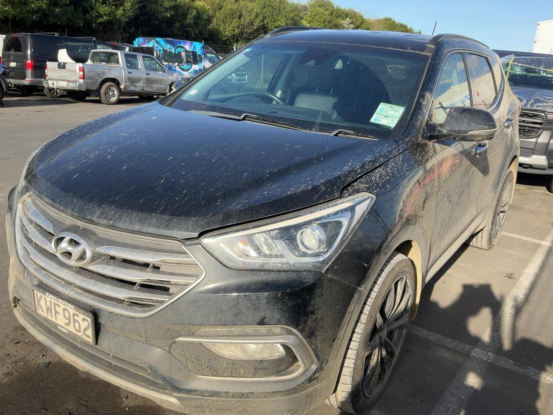 Photo '2' of Hyundai Santa FE DM Photo '2' of Hyundai Santa FE DM