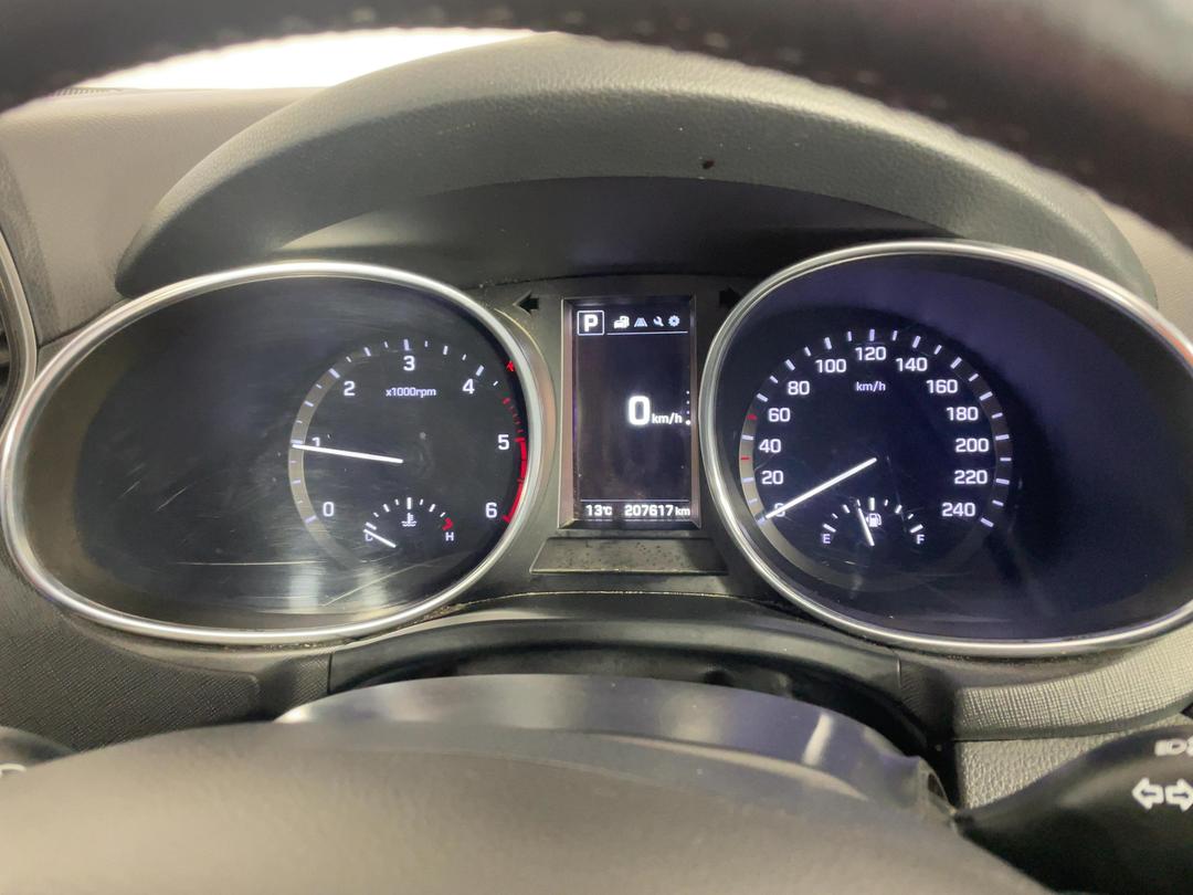 Photo '21' of Hyundai Santa FE