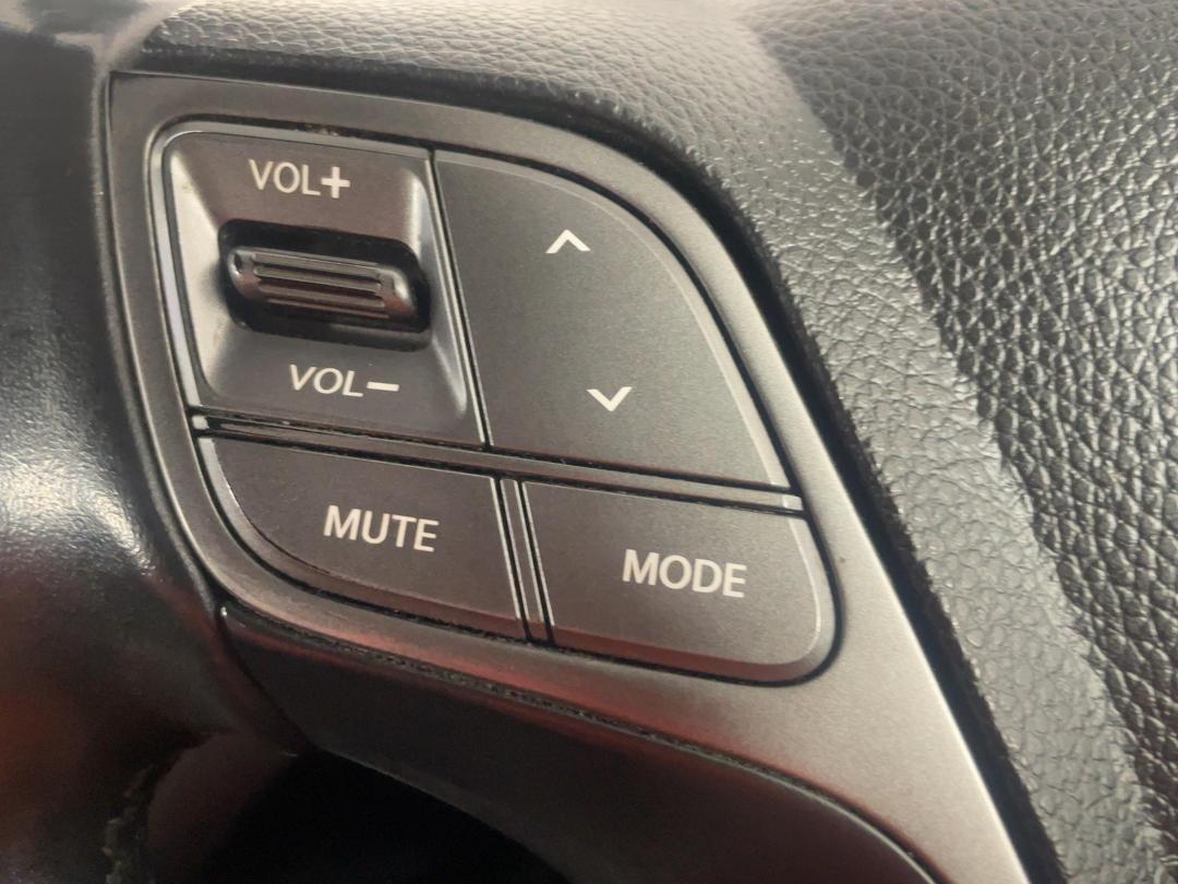 Photo '26' of Hyundai Santa FE