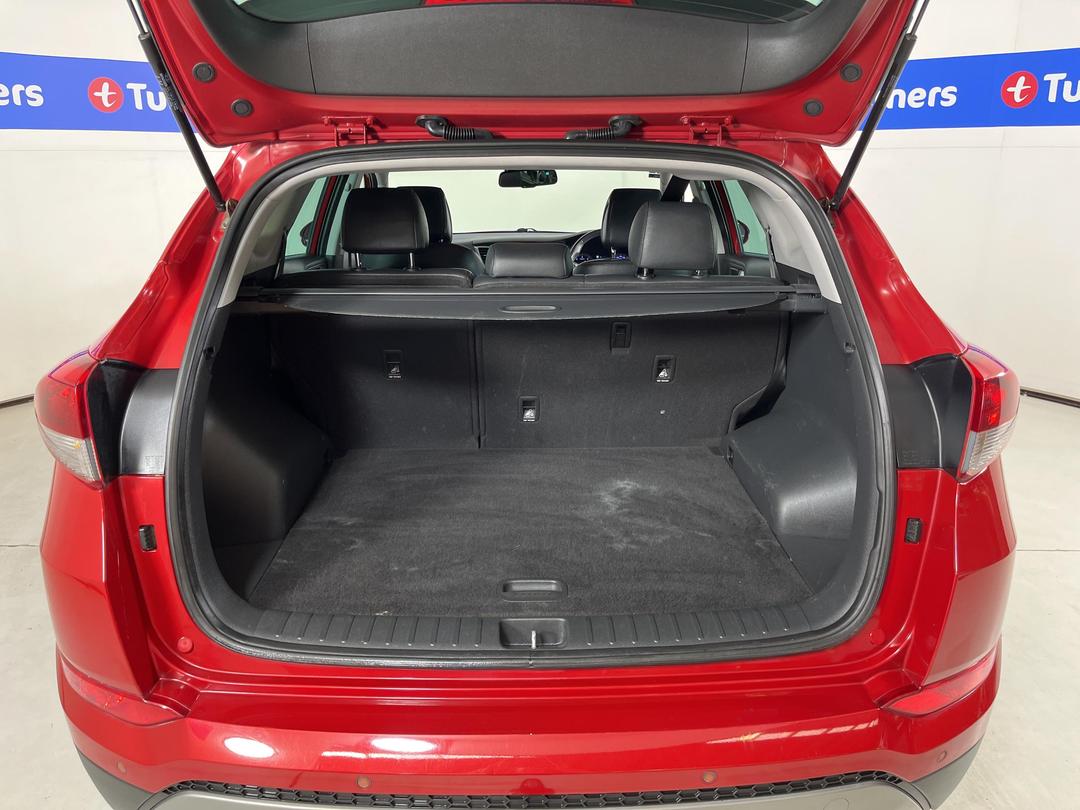 Photo '14' of Hyundai Tucson