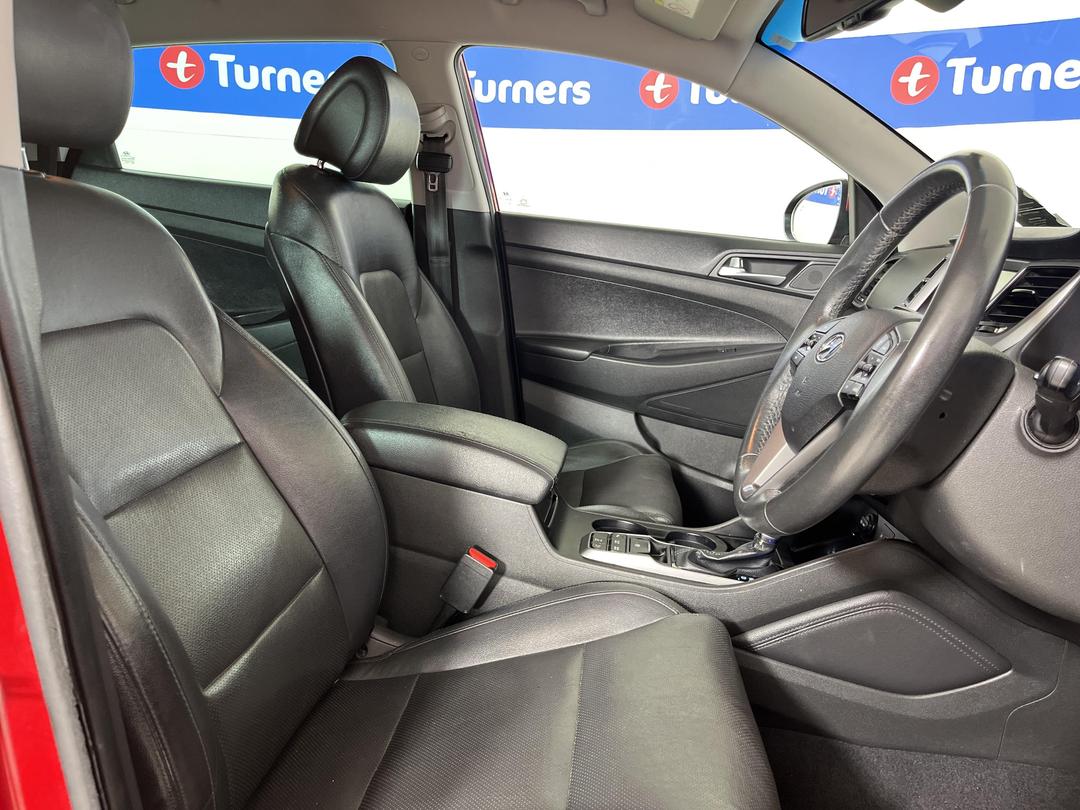 Photo '16' of Hyundai Tucson