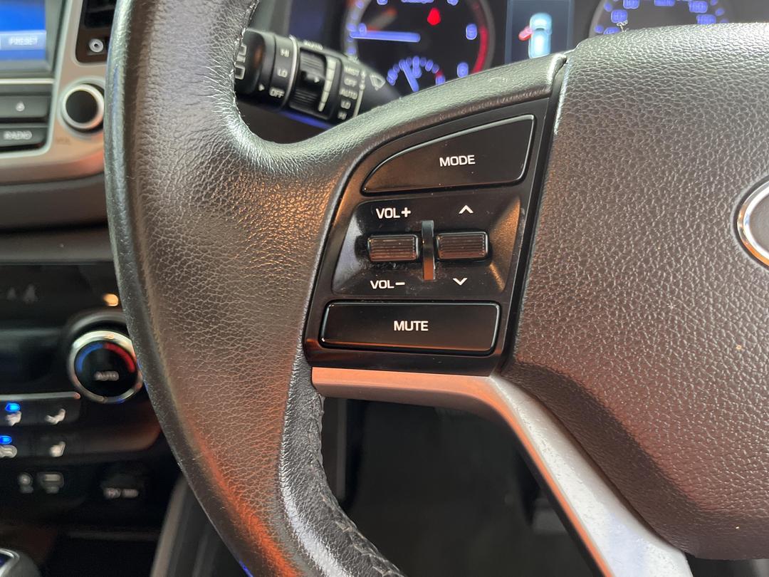 Photo '26' of Hyundai Tucson