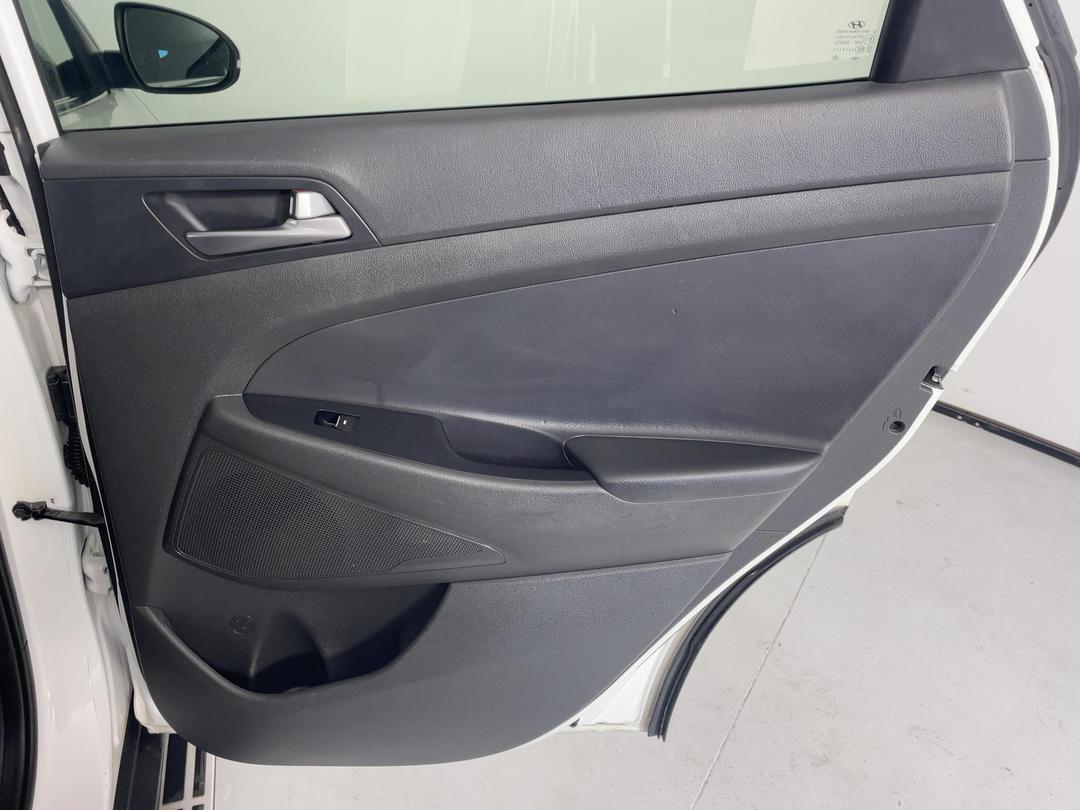 Photo '17' of Hyundai Tucson GDI Elite Photo '17' of Hyundai Tucson GDI Elite