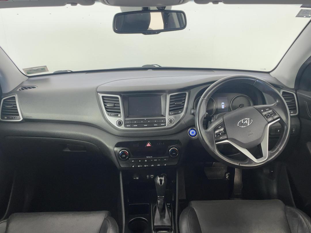 Photo '15' of Hyundai Tucson GDI Elite Photo '15' of Hyundai Tucson GDI Elite