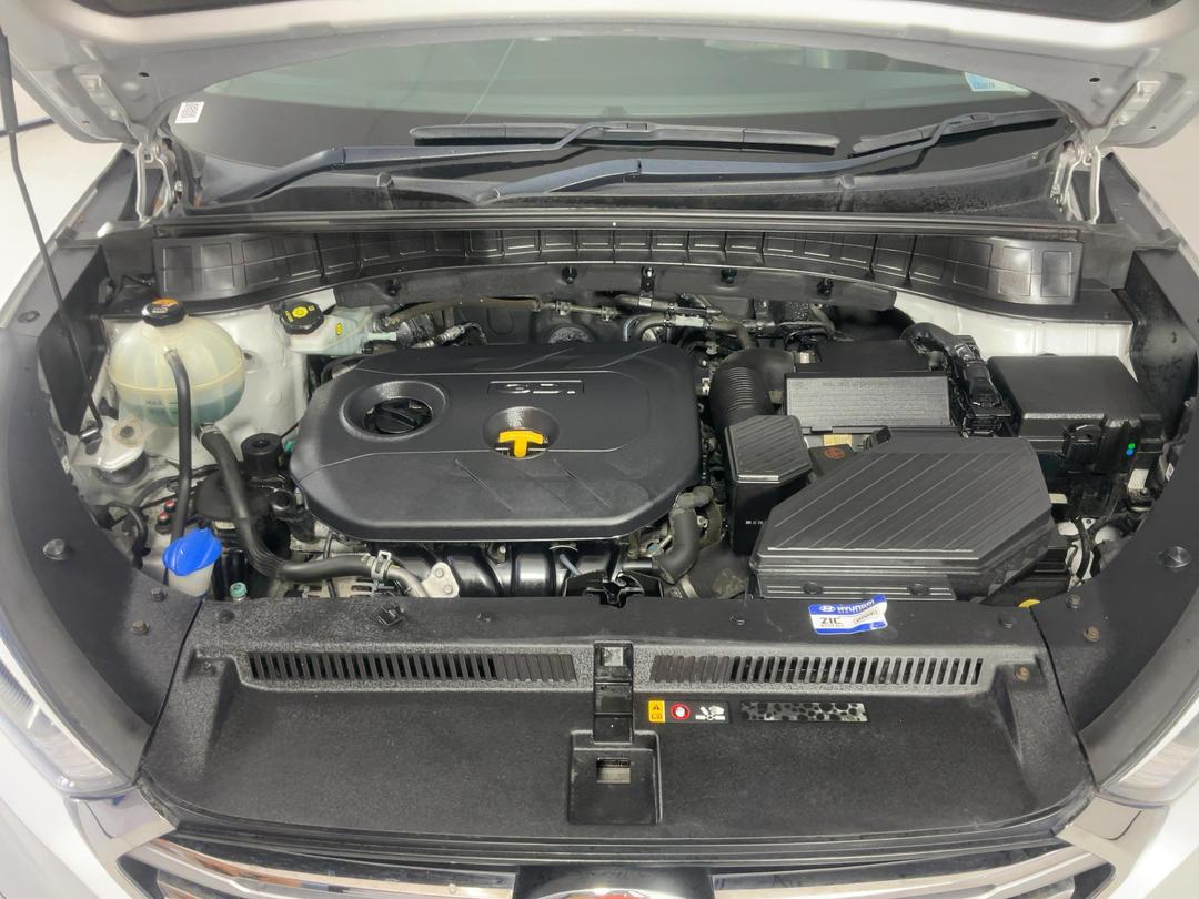 Photo '13' of Hyundai Tucson