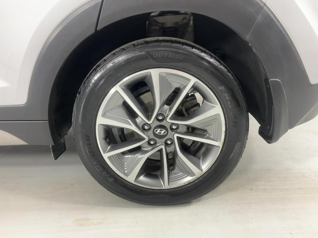 Photo '11' of Hyundai Tucson