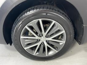 Photo '10' of Hyundai Tucson