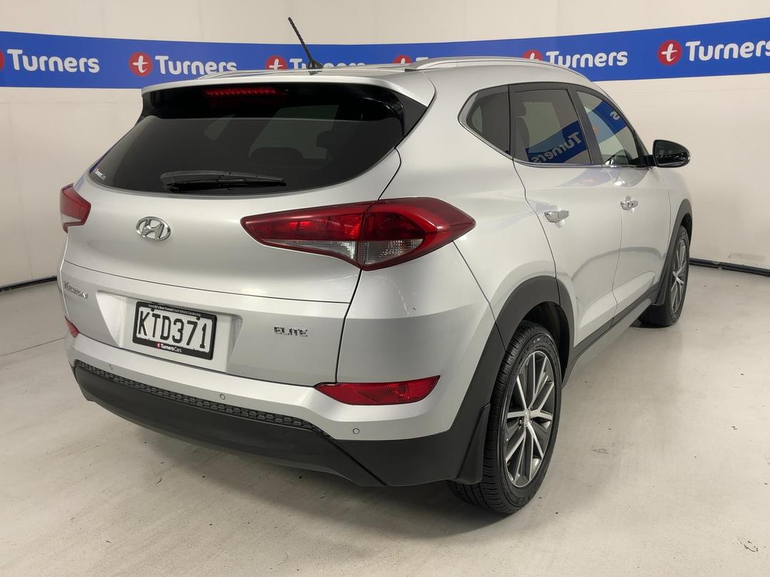 Photo '7' of Hyundai Tucson