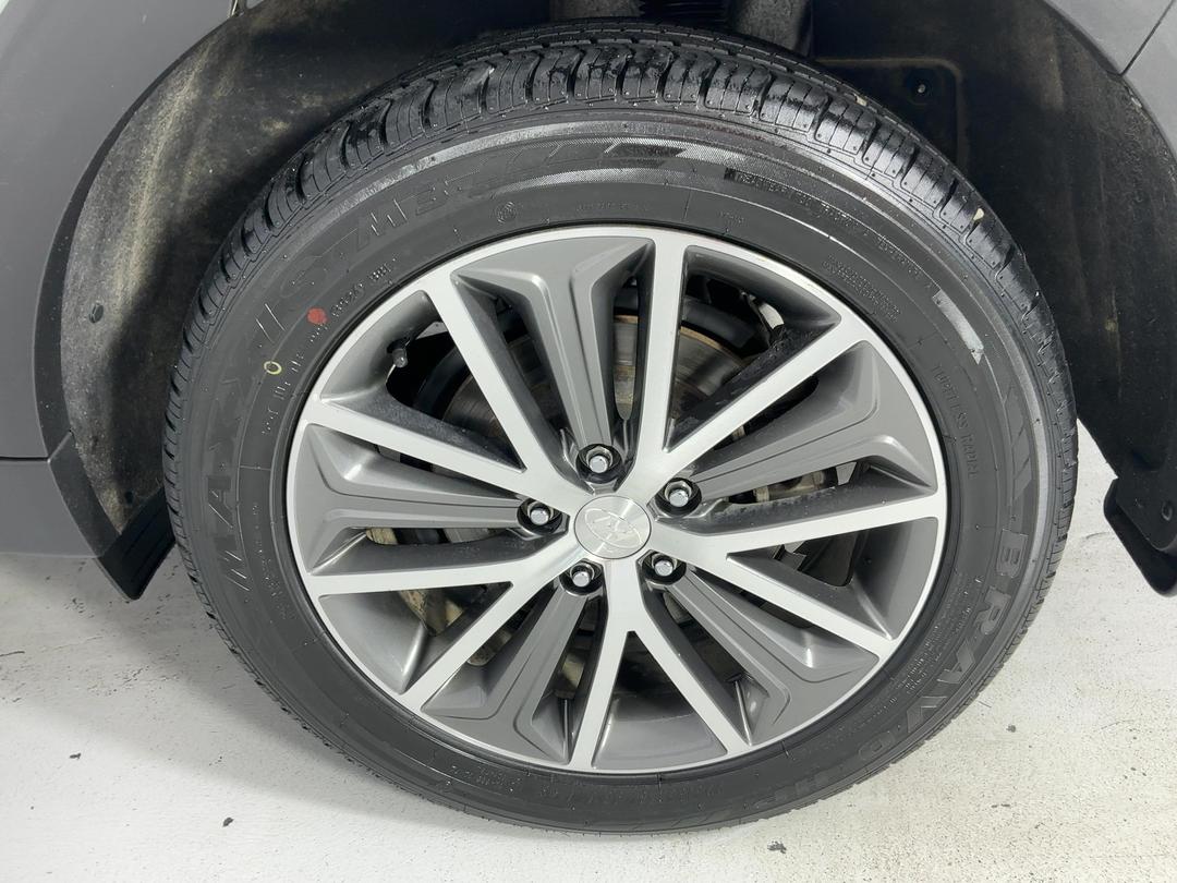 Photo '11' of Hyundai Tucson