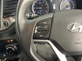 Photo '24' of Hyundai Tucson