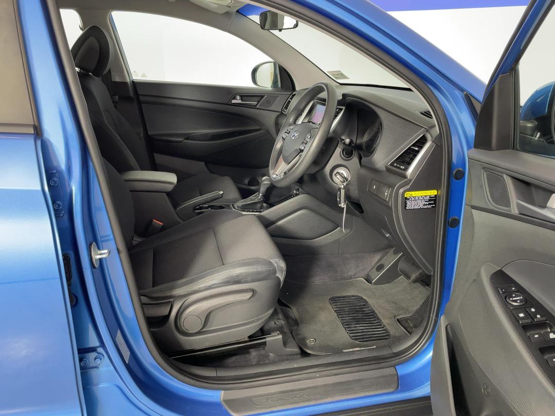 Photo '16' of Hyundai Tucson