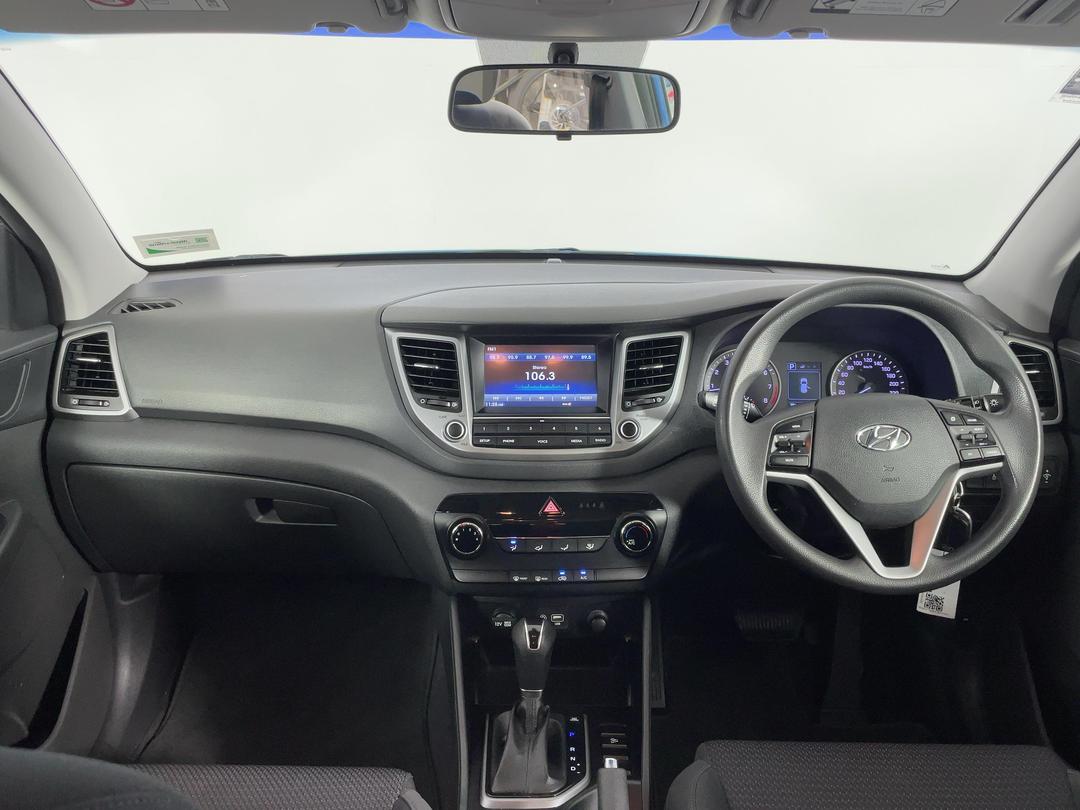 Photo '17' of Hyundai Tucson