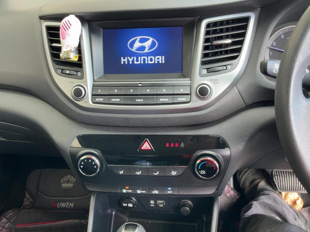 Photo '21' of Hyundai Tucson GDI Photo '21' of Hyundai Tucson GDI
