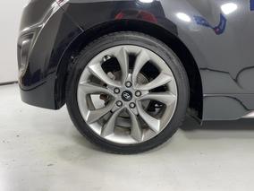 Photo '12' of Hyundai Veloster