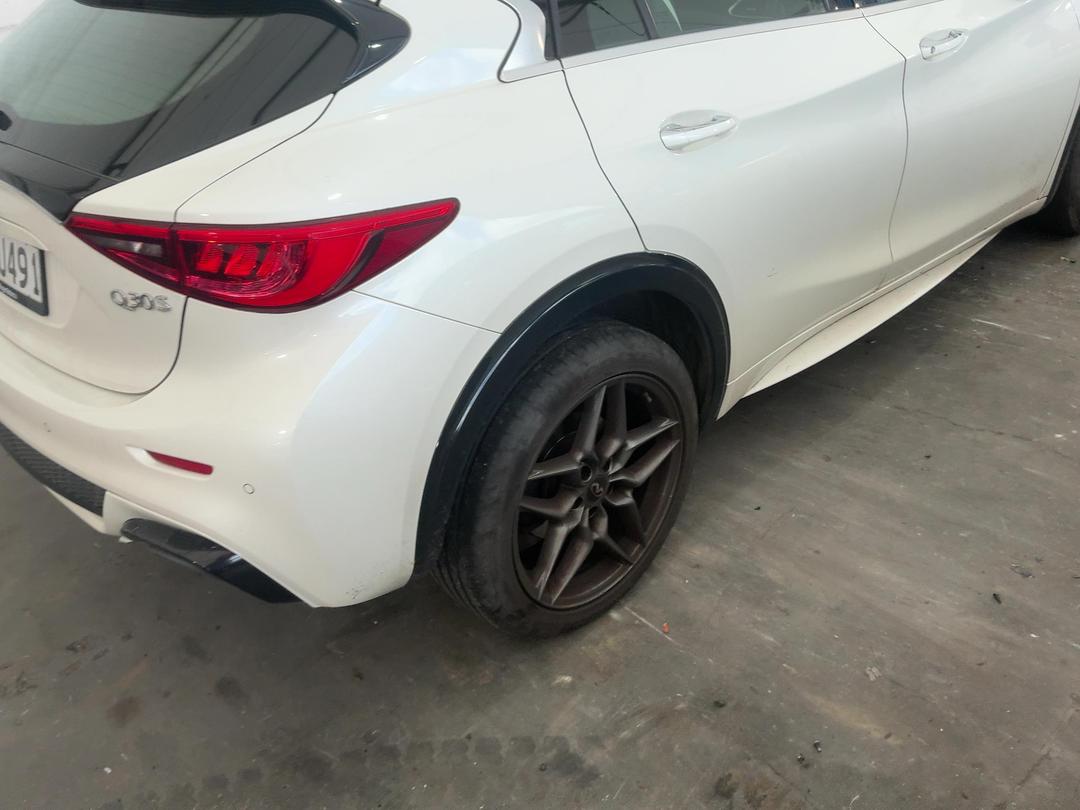Photo '12' of Infiniti Q30 2.0T Sport Photo '12' of Infiniti Q30 2.0T Sport