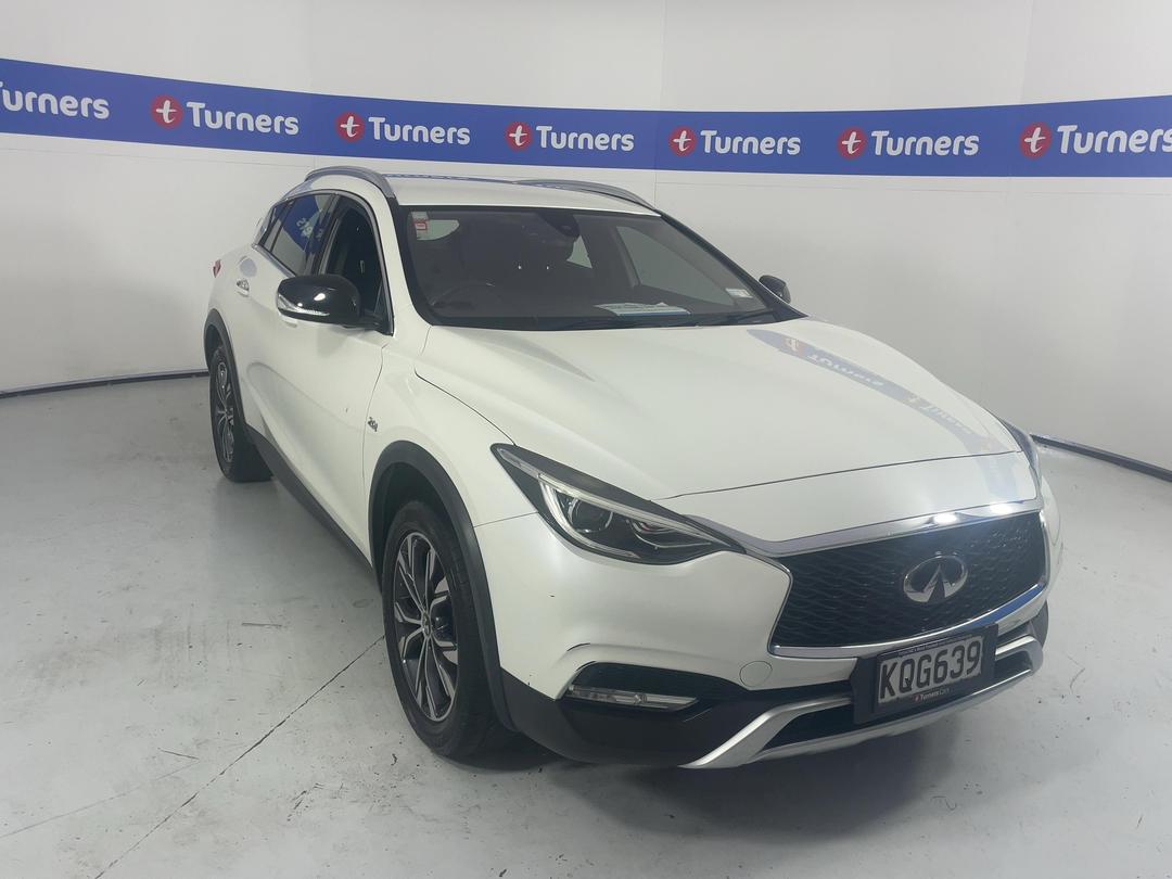 Photo '1' of Infiniti QX30
