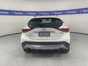 Photo '6' of Infiniti QX30