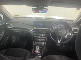Photo '17' of Infiniti QX30