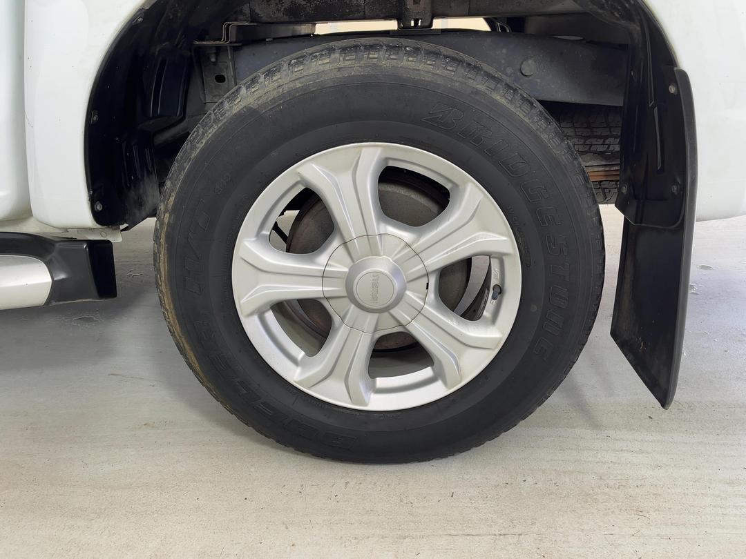 Photo '11' of Isuzu D-MAX