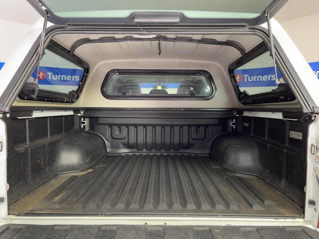 Photo '14' of Isuzu D-MAX