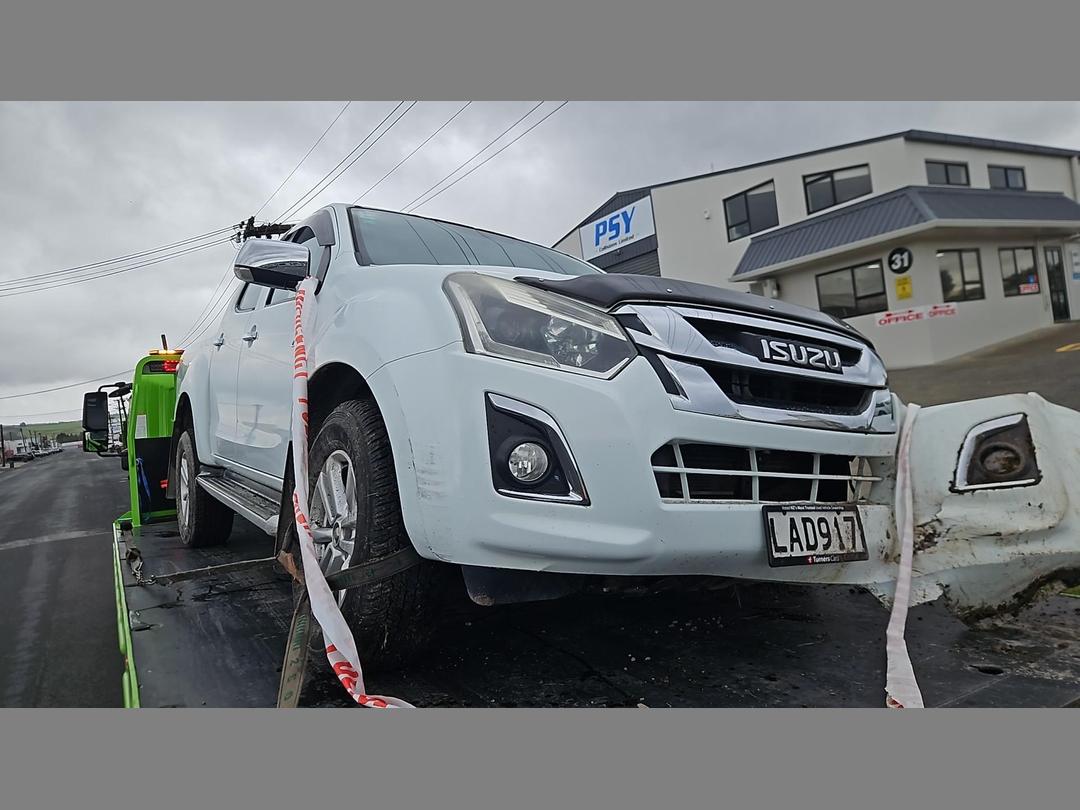 Photo '6' of Isuzu D-MAX LS DC Photo '6' of Isuzu D-MAX LS DC