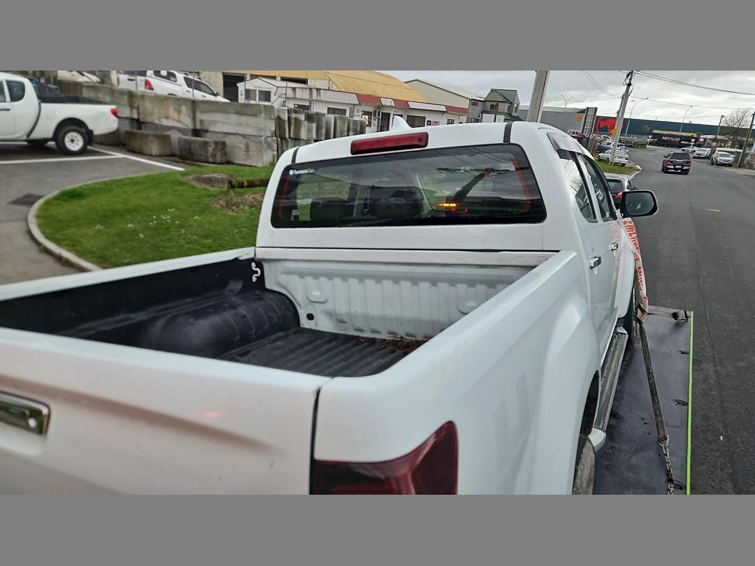 Photo '9' of Isuzu D-MAX LS DC Photo '9' of Isuzu D-MAX LS DC