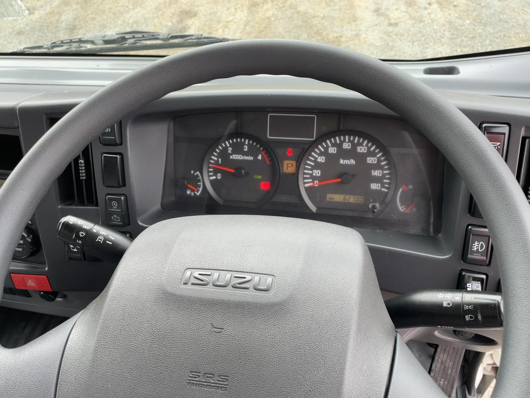 Photo '19' of Isuzu ELF Chiller