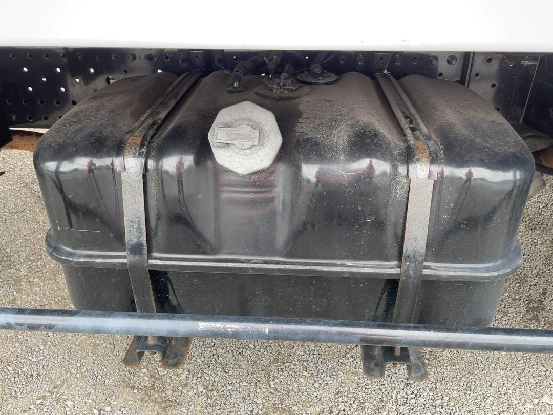 Photo '30' of Isuzu ELF Chiller