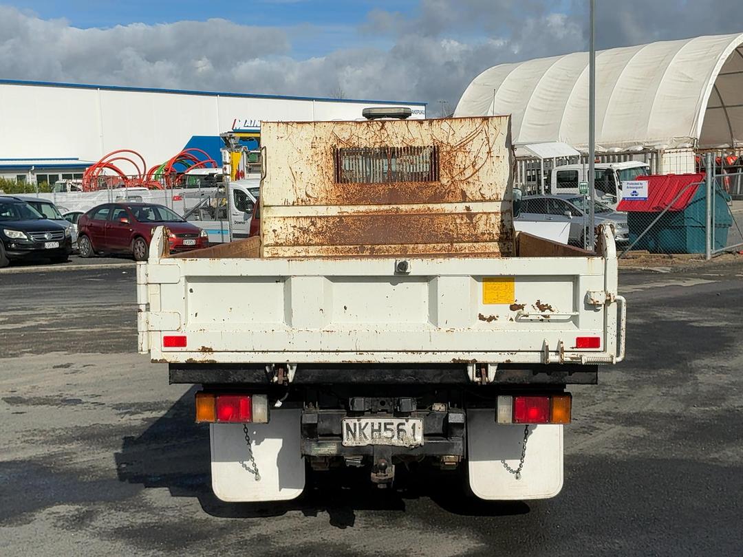 Photo '5' of Isuzu N Series NLR250S TIP Tipper