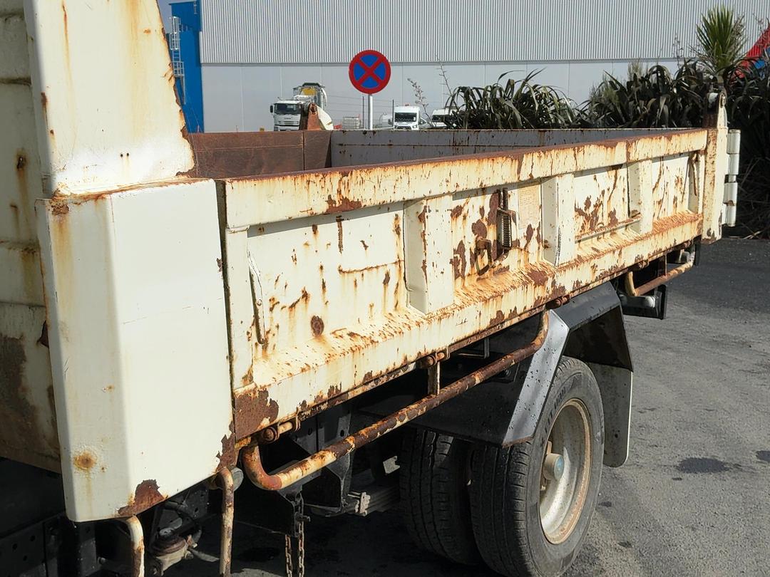 Photo '27' of Isuzu N Series NLR250S TIP Tipper